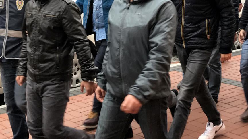 Yalova'da 5 üniversite personeli FETÖ'den gözaltına alındı