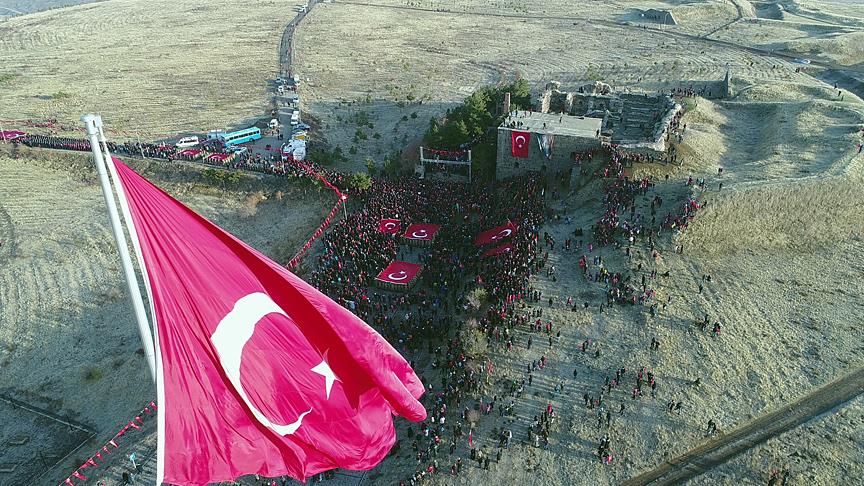 erzurum da ecdada saygi yuruyusu