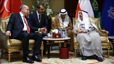 أمير الكويت يستقبل أردوغان بمراسم رسمية