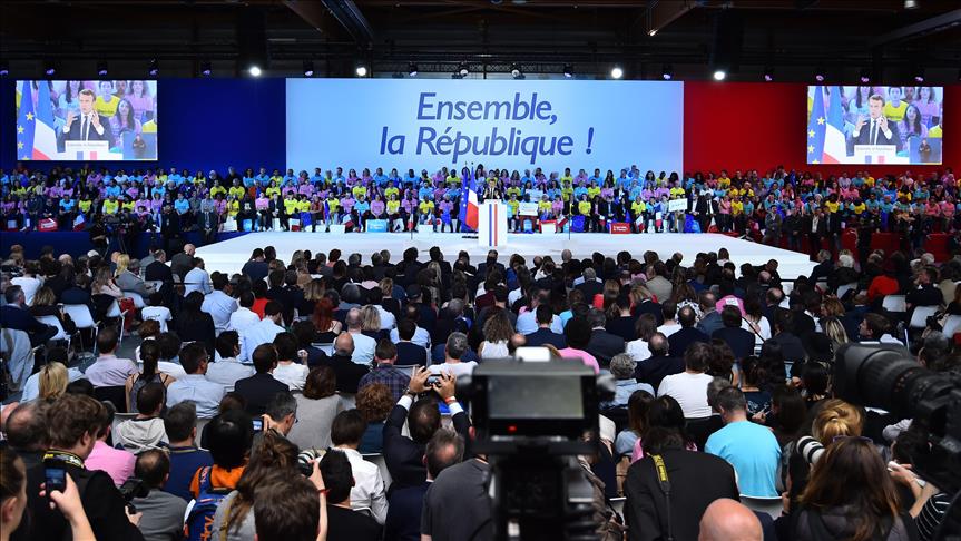 Rift hits French leader's party ahead of first congress