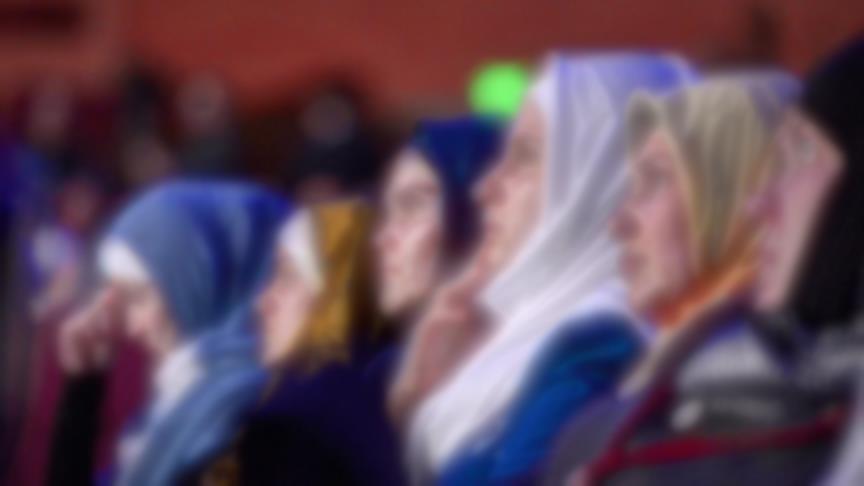وزير السياحة الماليزي: منع الحجاب في الفنادق الدولية "غير دستوري"