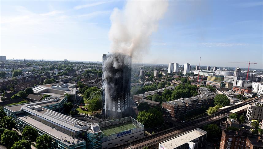 Londra'da 24 katlı binadaki yangında 71 kişi hayatını kaybetti