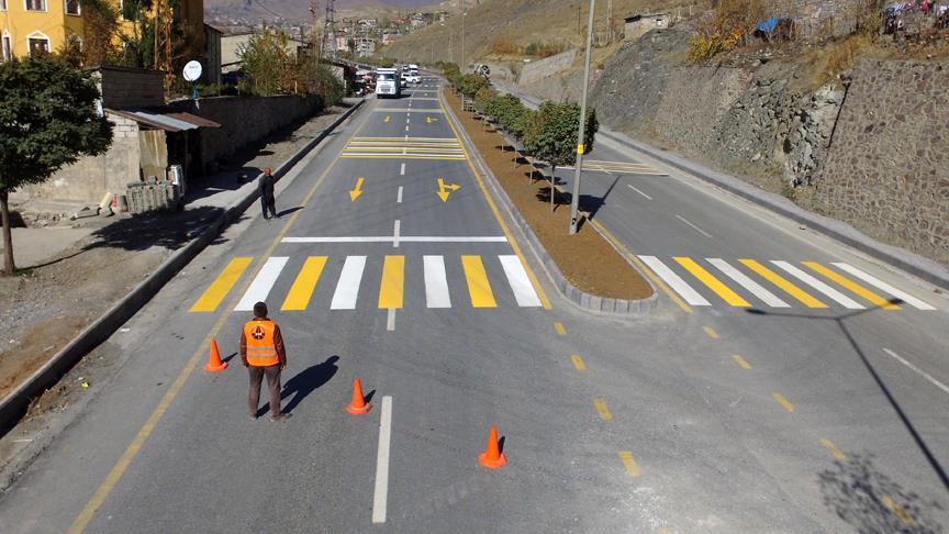 Hakkari'de yollar yeni görünümüne kavuştu