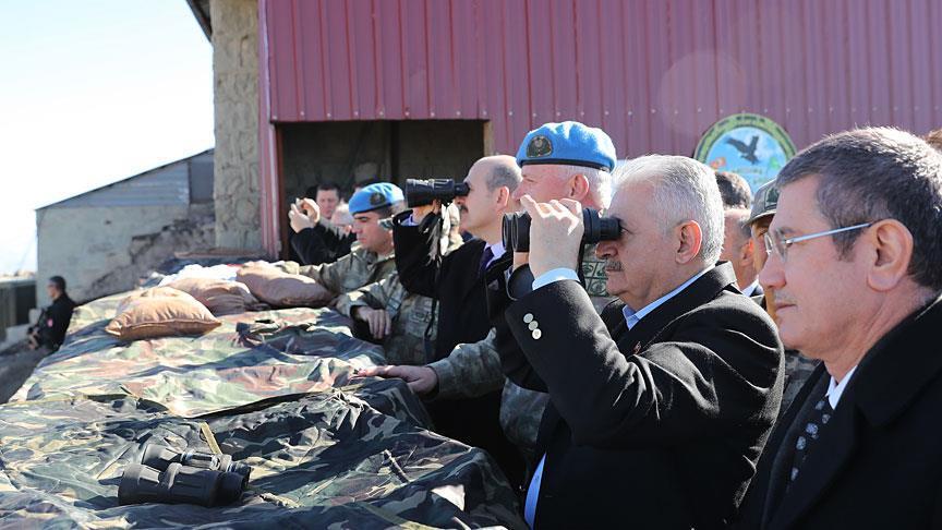 بازدید نخست وزیر ترکیه از فرماندهی ژاندارمری استان شرناق