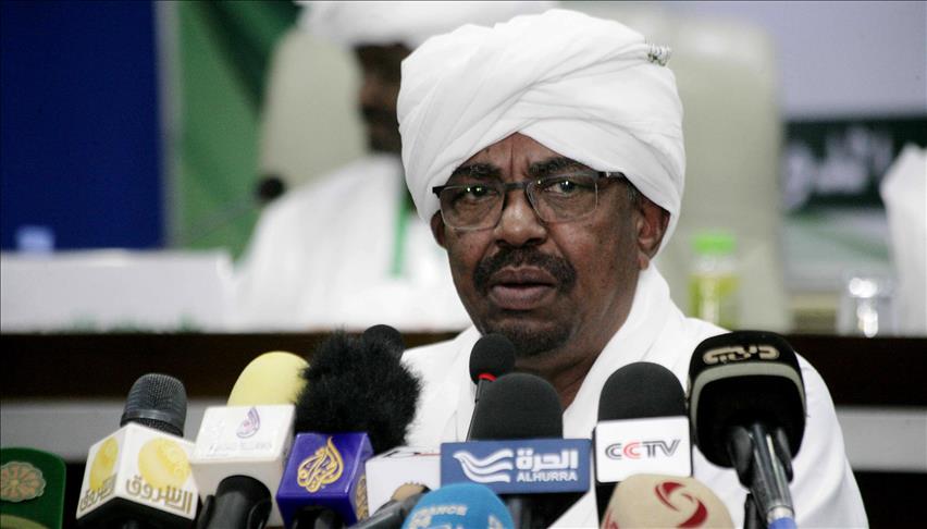 Sudan: New measures set to stem fall in currency