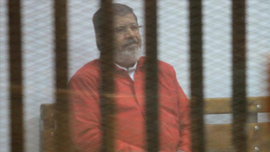 Corte egipcia pospone juicio de Morsi para el 3 de diciembre