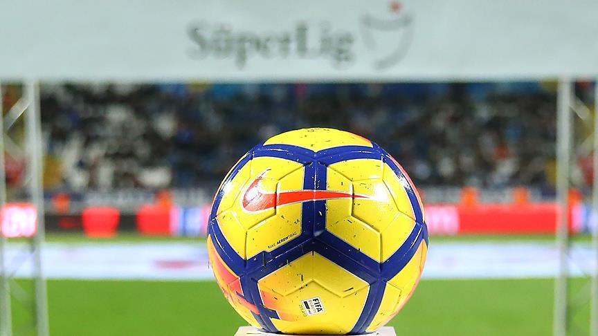 Galatasaray top Super Lig despite big defeat