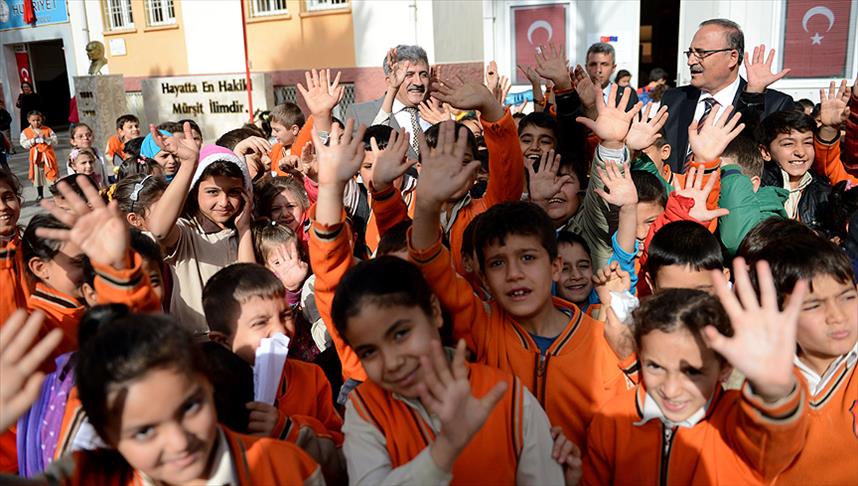 MEB'den Suriye'de eğitim seferberliği
