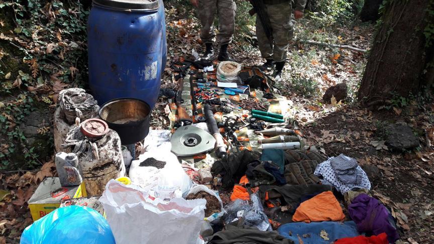 Osmaniye'de terör örgütü PKK'ya ait sığınakta mühimmat bulundu