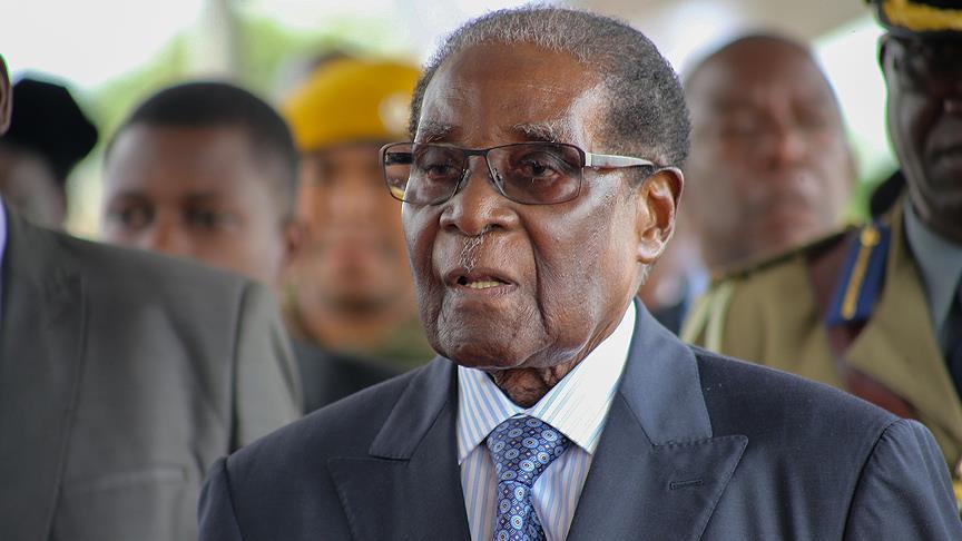 نائب "موغابي" المقال يتولى رئاسة زيمبابوي 