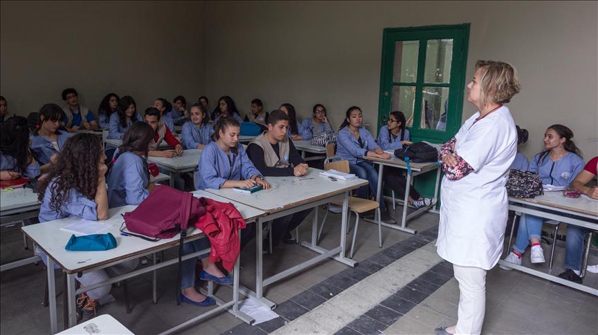 Tunisie- Un enfant "roi", protégé par les lois, partiellement "victime" de la pauvreté