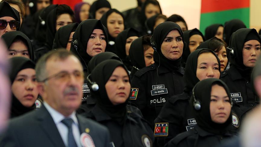 Afgan kadın polis adayları Sivas'ta eğitime başladı