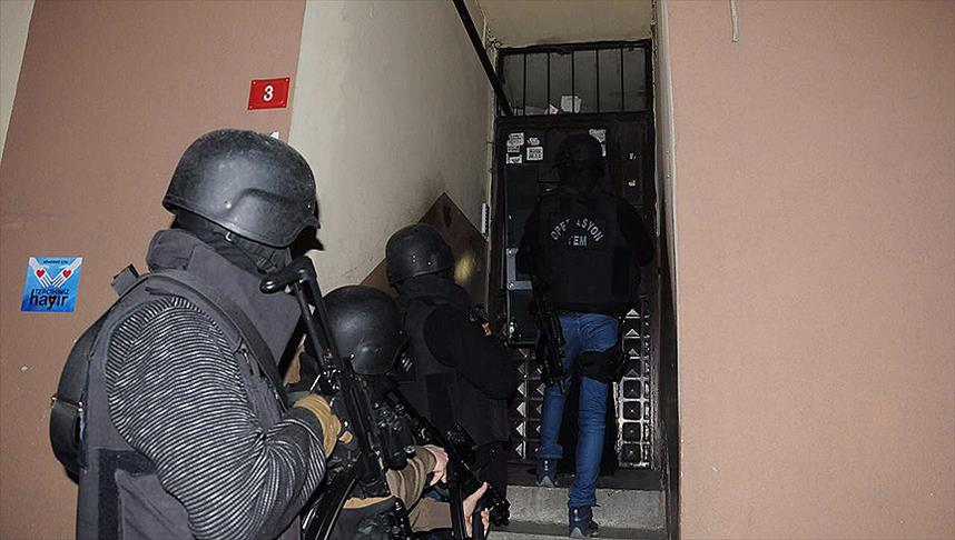 İstanbul'da terör örgütü DEAŞ operasyonu: 20 gözaltı