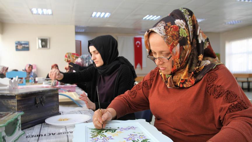 Hollandali Gelinden Muslu Kadinlara Kurs