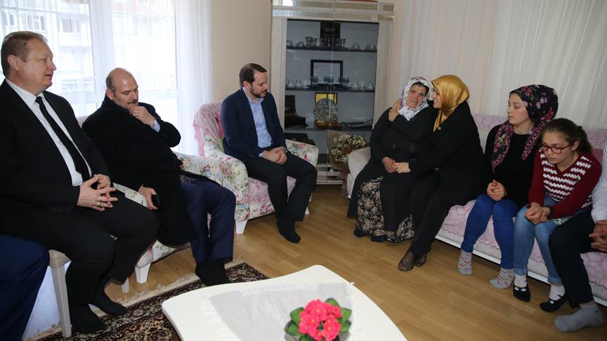 Soylu ve Albayrak'tan Eren Bülbül'ün ailesine ziyaret