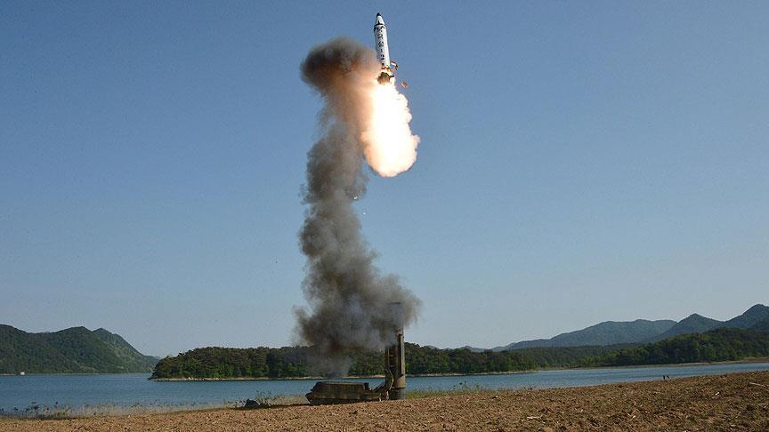Pyongyang a tiré un missile balistique (Séoul)