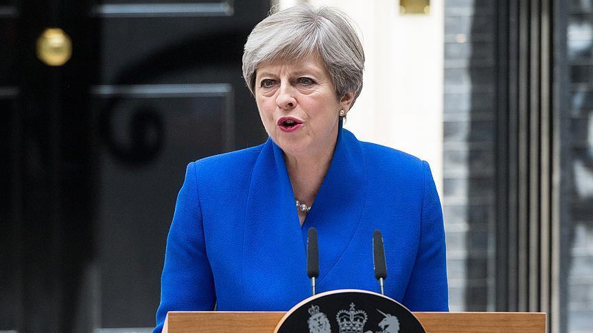 تيريزا ماي تصل الأردن قادمة من السعودية