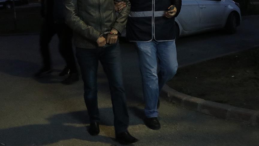 Kediye tekme ve yumruk atan askeri personel gözaltına alındı