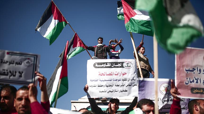 Gazze'de 'uzlaşı sürecine destek' yürüyüşü