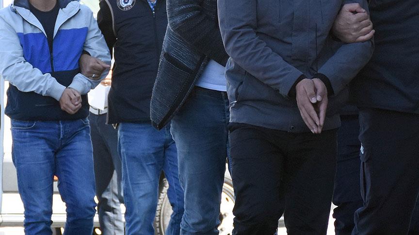 FETÖ'nün gaybubet evlerine operasyon: 60 gözaltı