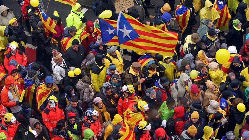 Catalan independence supporters rally in Brussels