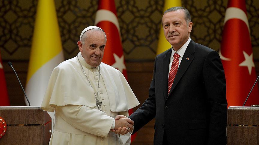 Erdogan speaks to Pope Francis over US Jerusalem move