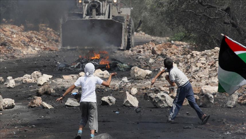 Intifada: From civil disobedience to armed resistance