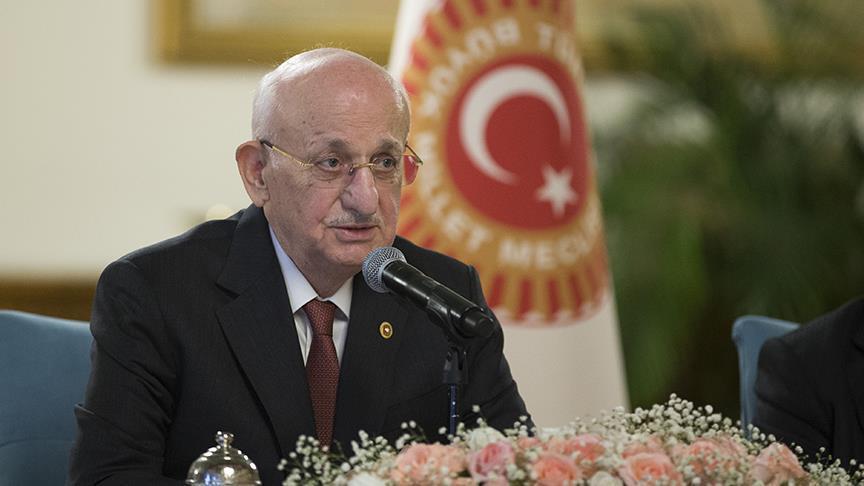 رئيس البرلمان التركي يأمل بإيقاف مجلس الأمن الدولي للخطوة الأمريكية       