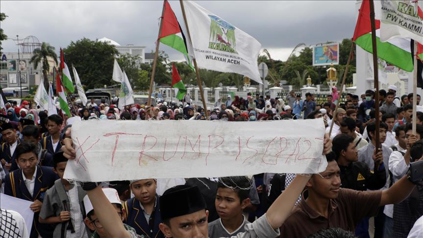 Indonesia asks Muslims states to reject Trump's move