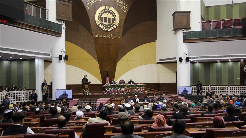 Afghan parliament calls for cutting ties with US