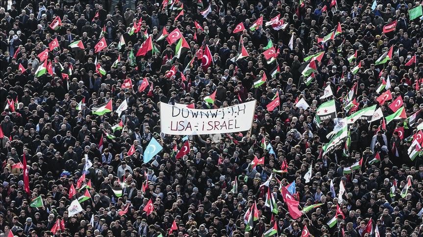 U Istanbulu miting protiv Trumpove odluke