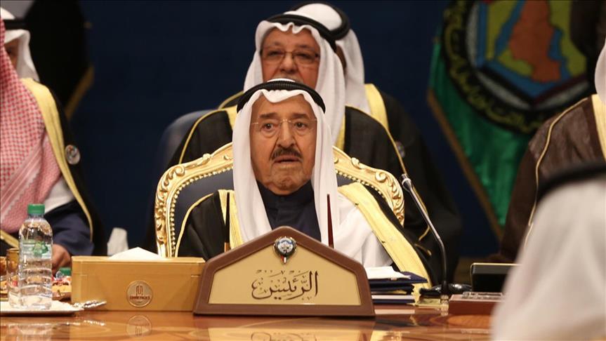 New cabinet ministers sworn in before Kuwaiti emir