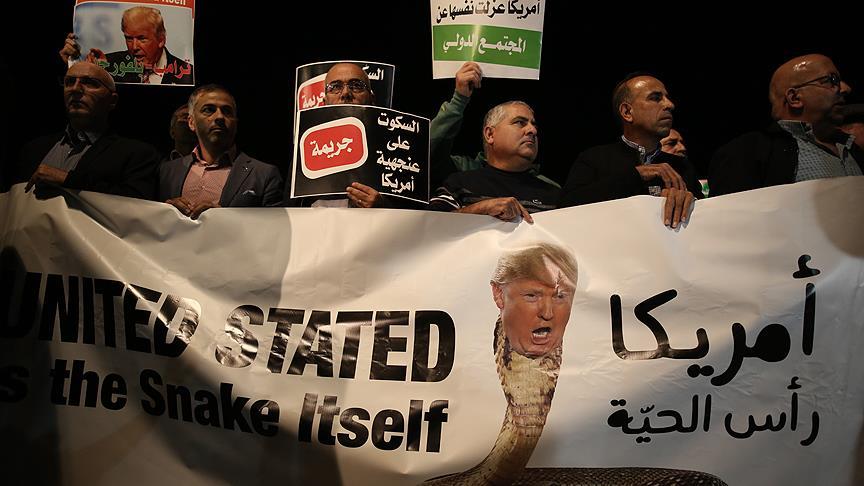 Tel Aviv'deki ABD Büyükelçiliği önünde Kudüs kararı protesto edildi