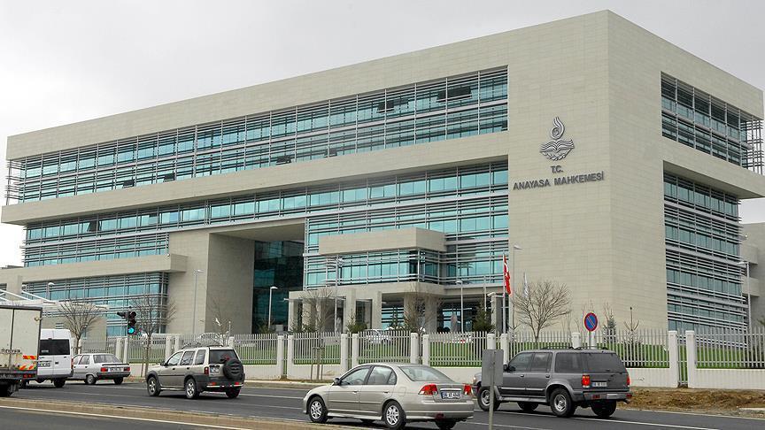 AYM'den Diyanet çalışanlarına siyaset yasağı kararı