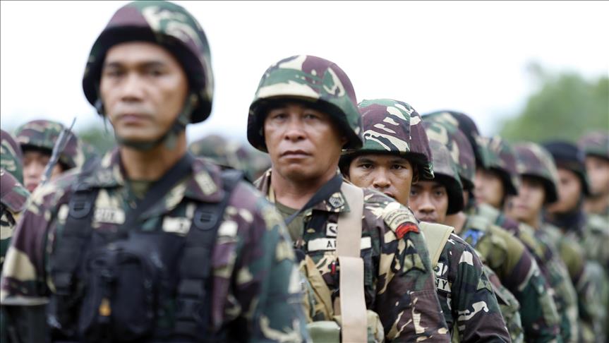 Philippines extends military rule in southern island