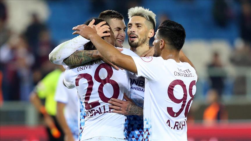 Coupe de Turquie/5ème tour - Retour : Trabzonspor étrille Erzurumspor (5-1) 