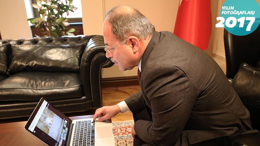 Başbakan Yardımcısı Akdağ 'Yılın Fotoğrafları' oylamasına katıldı
