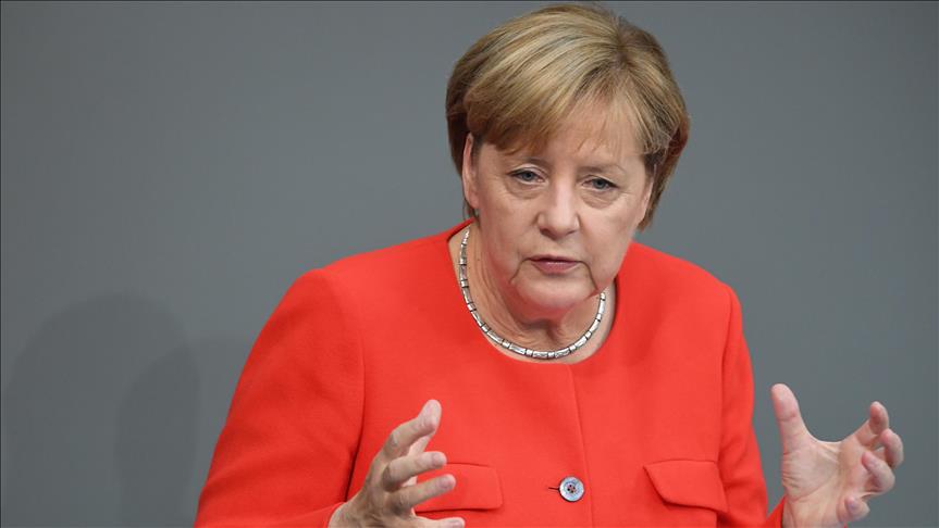 Merkel slams EU’s Tusk over refugee quotas