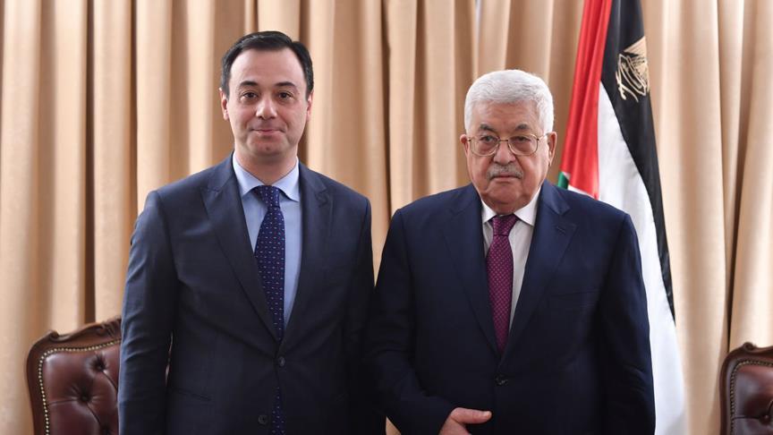 Abbas, İslam Konferansı Gençlik Forumu heyetini kabul etti