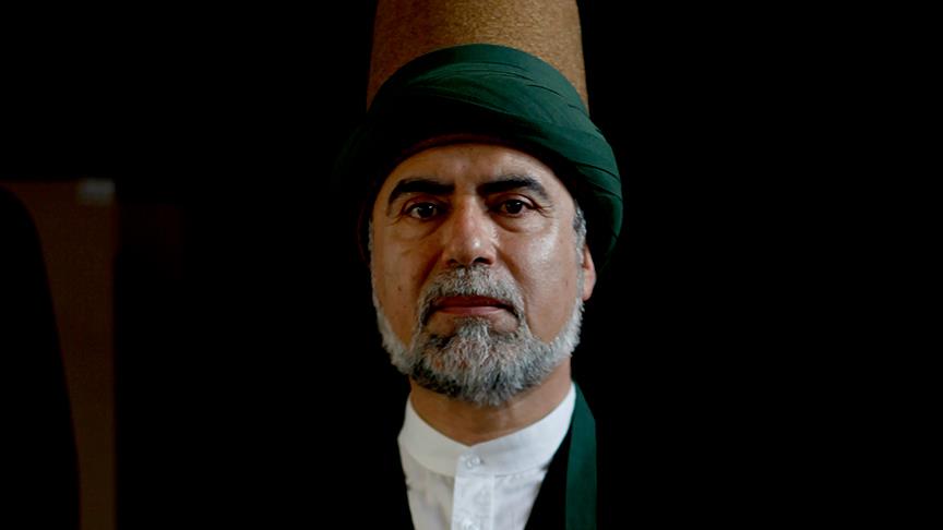 "Postnişin Hazreti Mevlana'nın makamıdır"