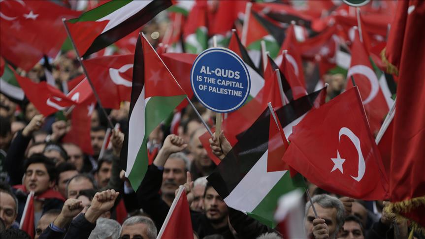 تضامنا مع أهالي القدس.. الآلاف في أنقرة يهتفون "كفاحهم كفاحنا" 