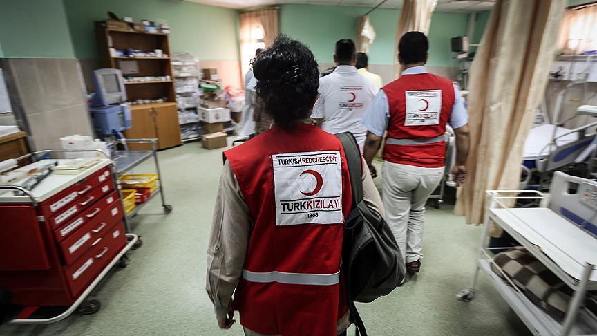 Turkish Red Crescent gives medical aid to Palestine