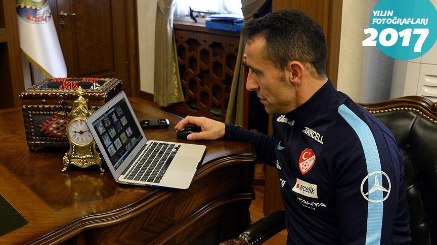 Ampute Futbol Takımı kaptanı Çakmak 'Yılın Fotoğrafları' oylamasına katıldı