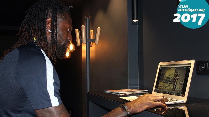 Adebayor AA'nın 'Yılın Fotoğrafları' oylamasına katıldı