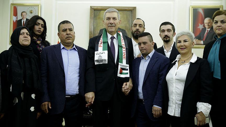 Demircan, down sendromlu Filistinli Muhammed'i kabul etti