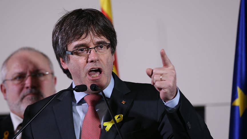 Eski Katalonya Özerk Yönetimi Başkanı Puigdemont: Seçim sonuçları bize bağımsızlık yetkisi veriyor