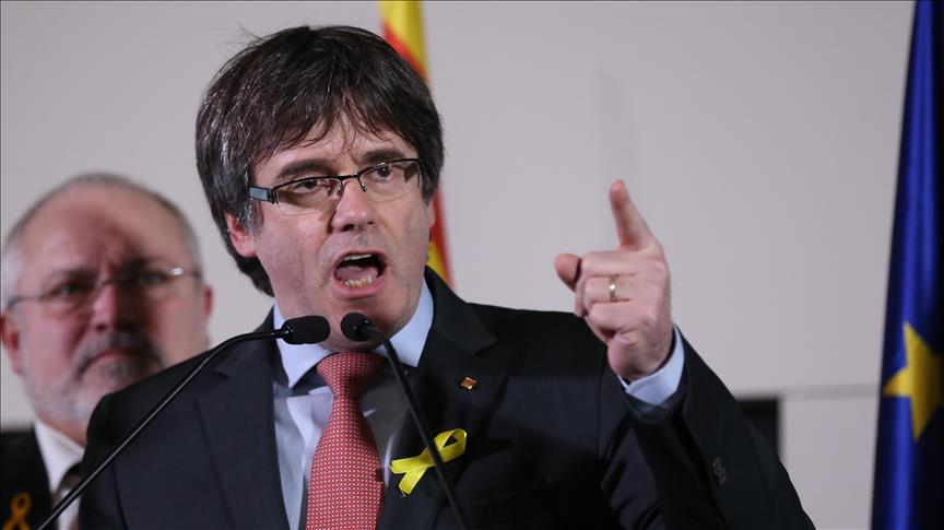 Puigdemont: “La república catalana le ha ganado a la Monarquía"
