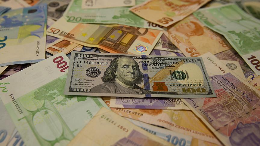 Dolar/TL, 3,80'in altını gördü