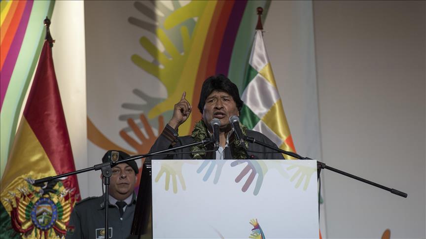 Evo Morales anunció que planea implementar un sistema de salud gratuito