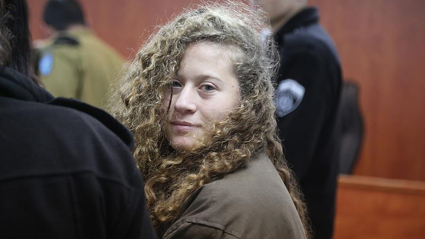 İsrail, Filistinli cesur kız Temimi ile annesinin gözaltı süresini 8 gün uzattı